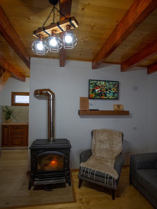 VILAT ALPINI LEPUSHE HOTEL VILLA - NORTH ALBANIA - FOTO TERENC PEPA (1)