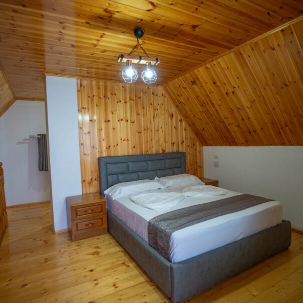 VILAT ALPINI LEPUSHE HOTEL VILLA - NORTH ALBANIA - FOTO TERENC PEPA (11)