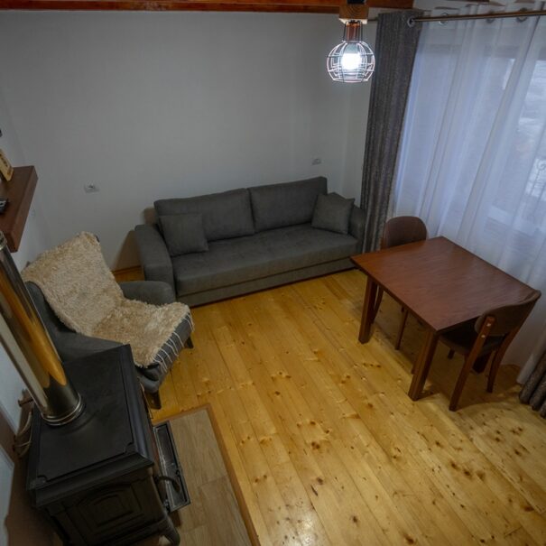 VILAT ALPINI LEPUSHE HOTEL VILLA - NORTH ALBANIA - FOTO TERENC PEPA (12)