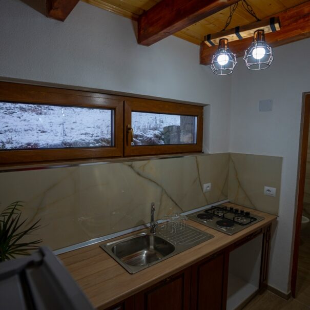 VILAT ALPINI LEPUSHE HOTEL VILLA - NORTH ALBANIA - FOTO TERENC PEPA (18)