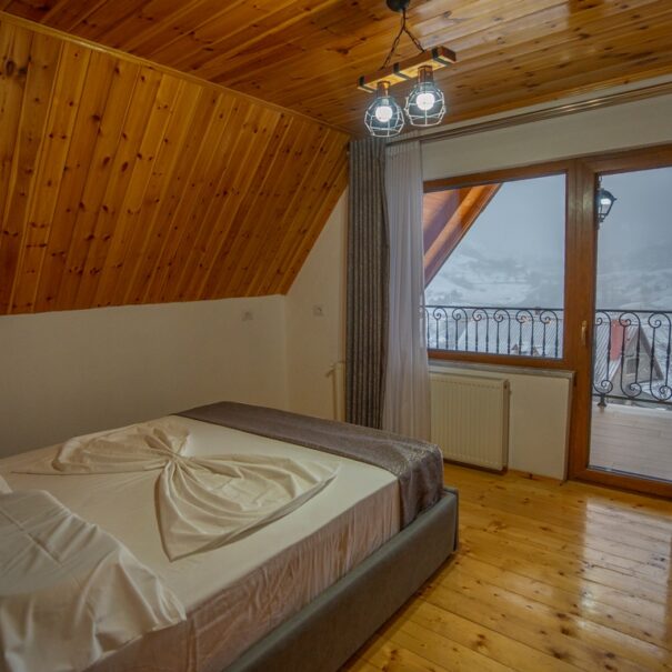 VILAT ALPINI LEPUSHE HOTEL VILLA - NORTH ALBANIA - FOTO TERENC PEPA (7)