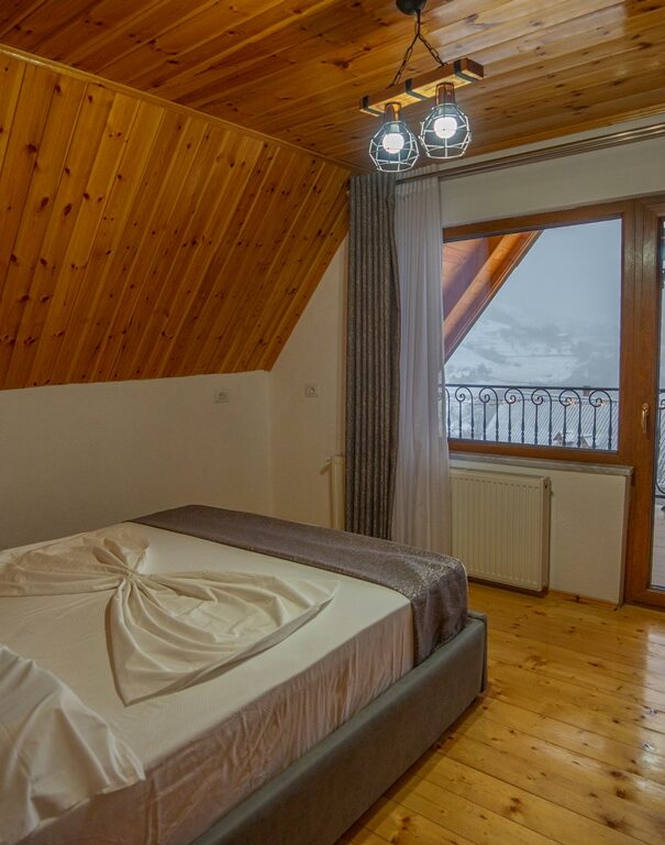 VILAT ALPINI LEPUSHE HOTEL VILLA - NORTH ALBANIA - FOTO TERENC PEPA (7)